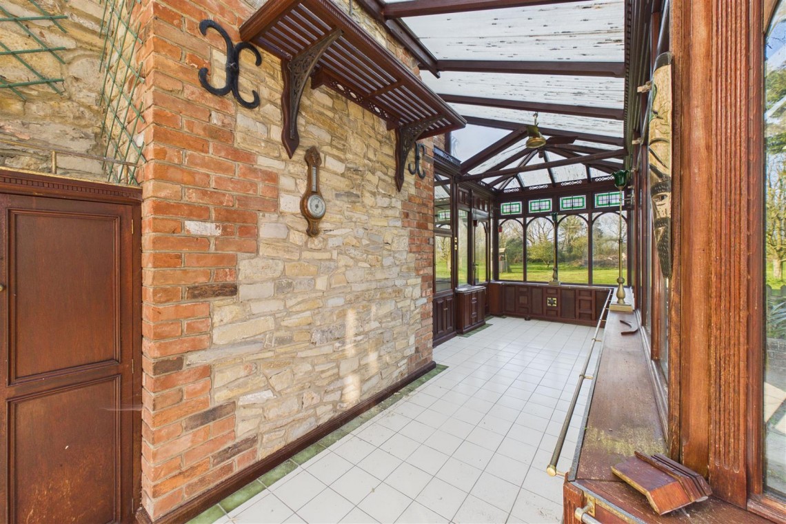 Images for DETACHED | EAST BRENT