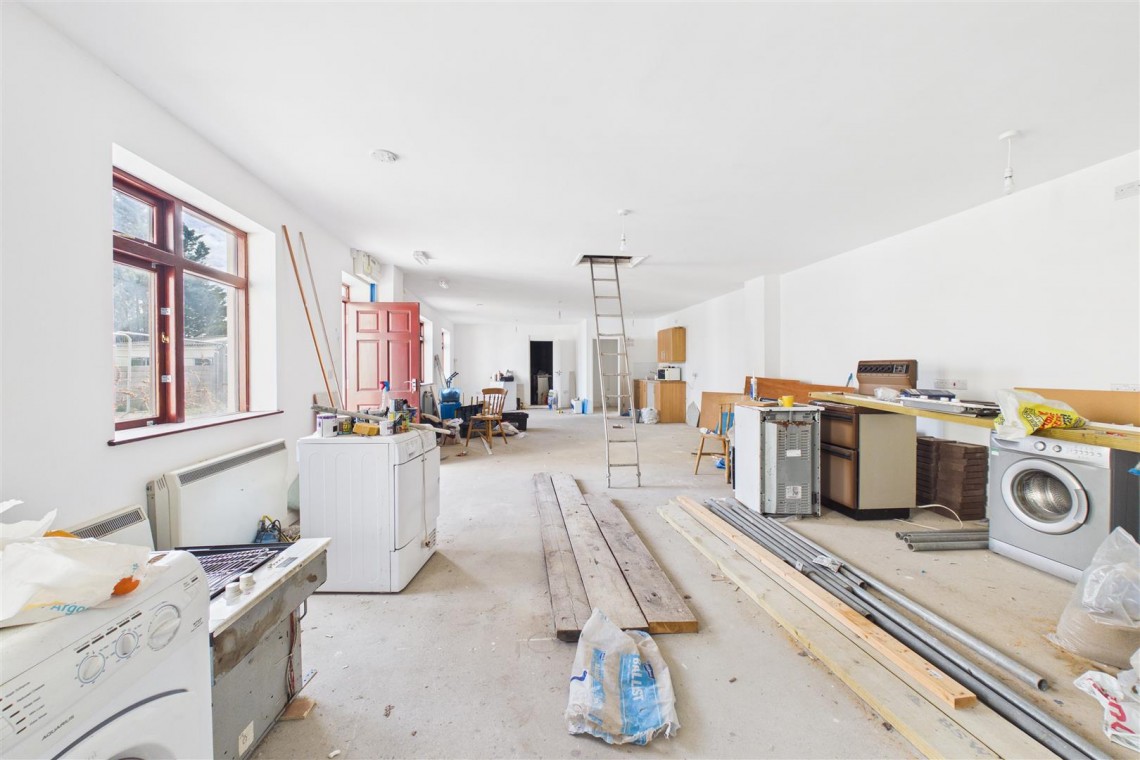 Images for INVESTMENT / DEVELOPMENT | BS13