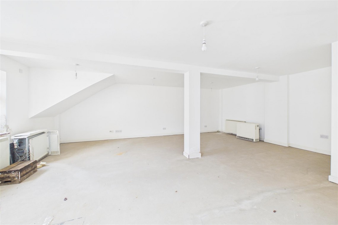 Images for INVESTMENT / DEVELOPMENT | BS13