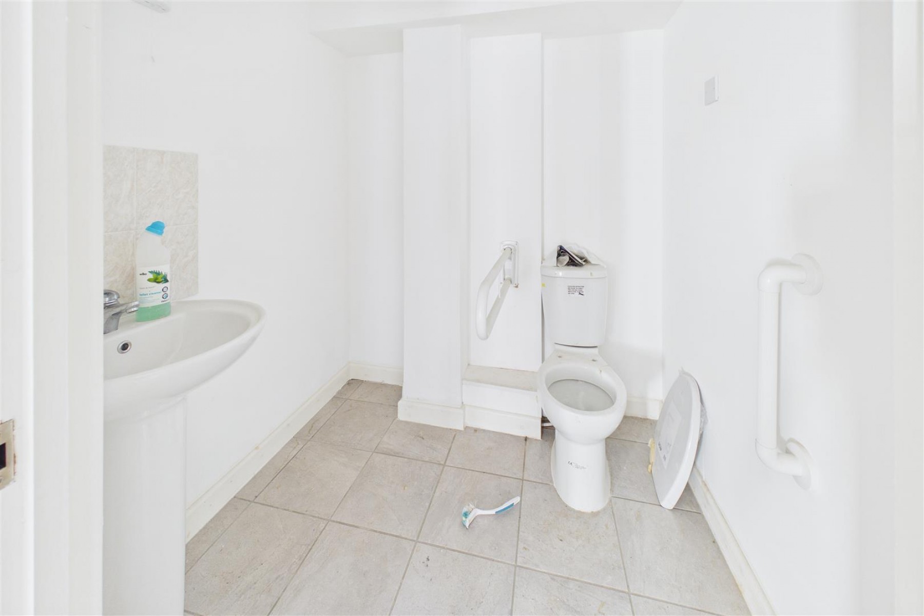 Images for INVESTMENT / DEVELOPMENT | BS13