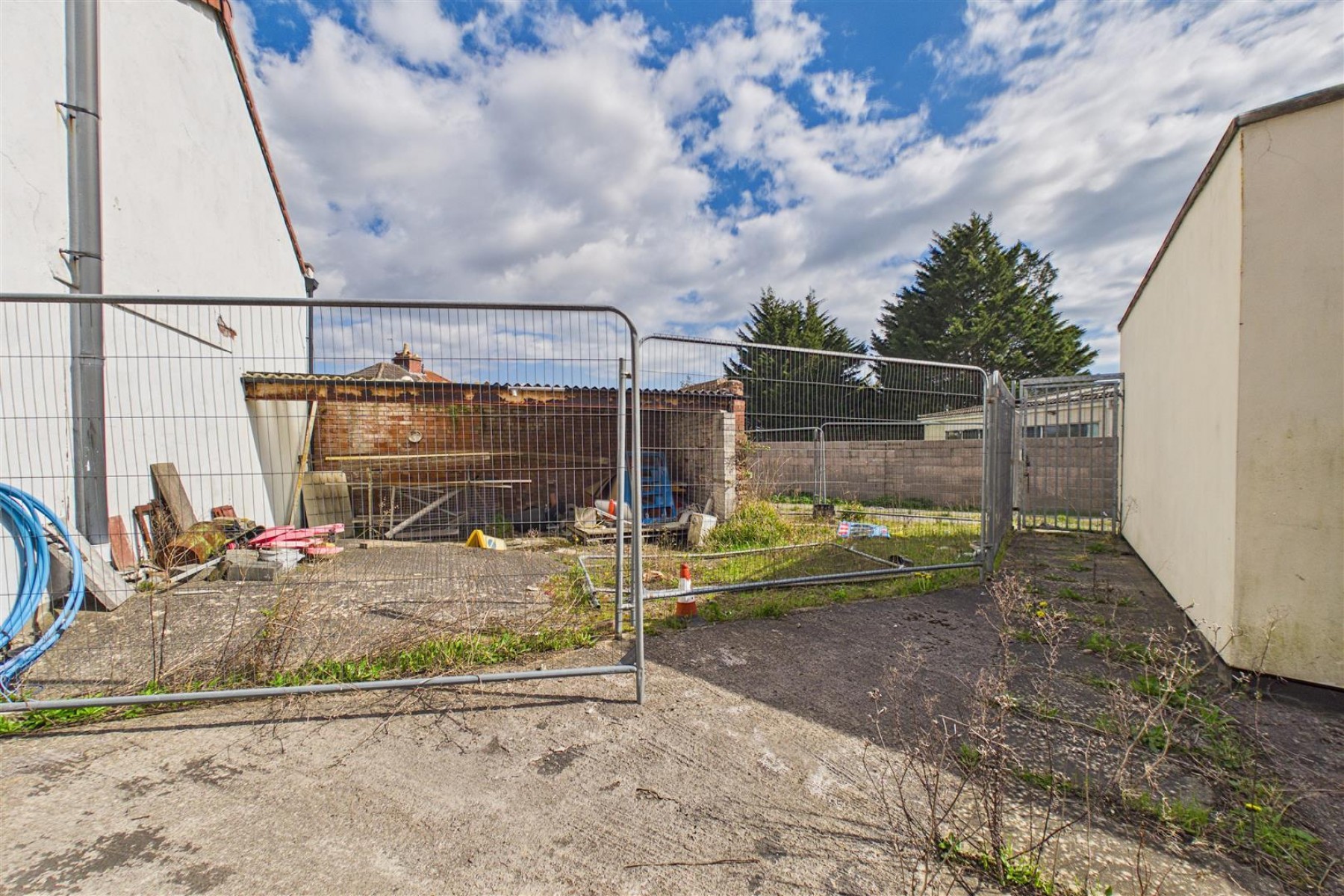 Images for INVESTMENT / DEVELOPMENT | BS13