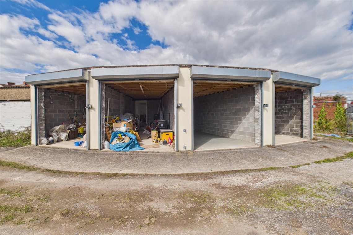 Images for INVESTMENT / DEVELOPMENT | BS13