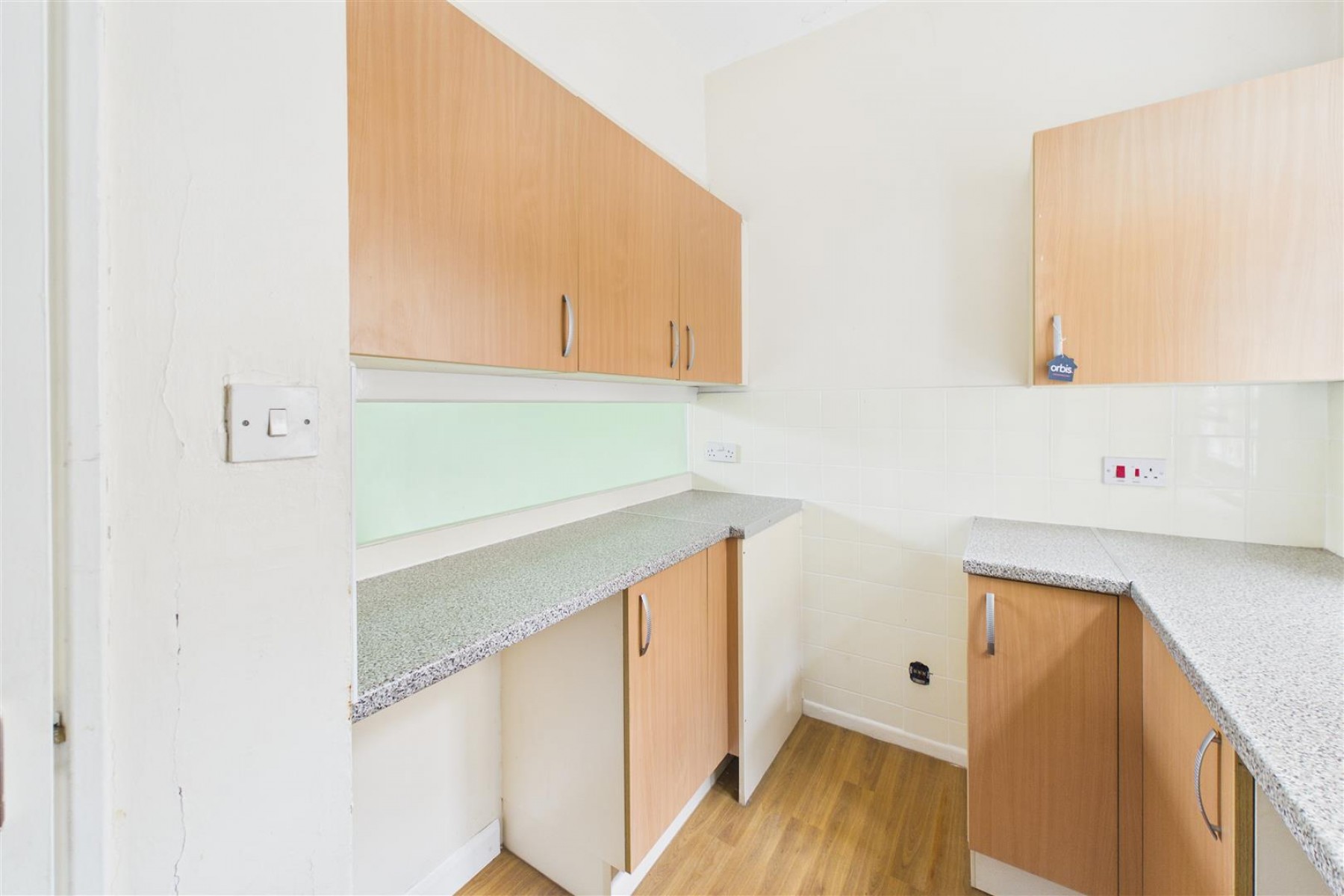 Images for FLAT | BASIC UPDATING | BA1