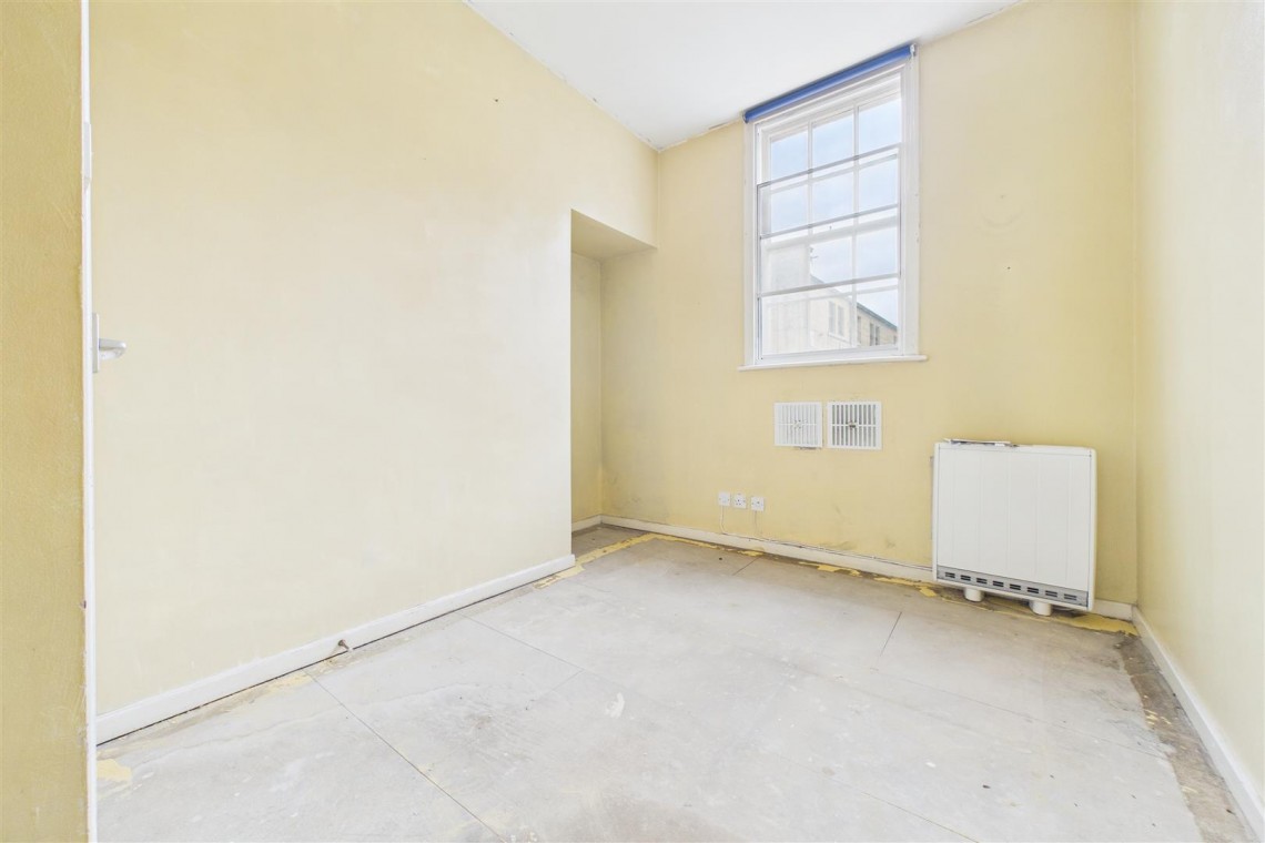 Images for FLAT | BASIC UPDATING | BA1