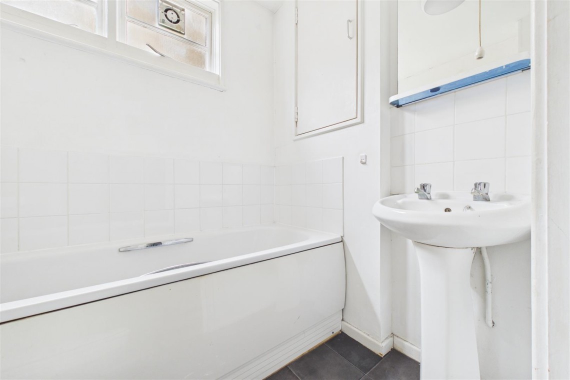 Images for FLAT | BASIC UPDATING | BA1