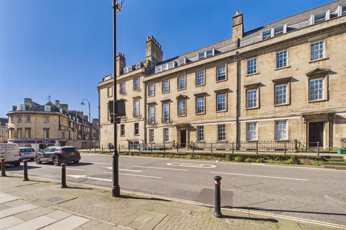 Images for FLAT | BASIC UPDATING | BA1