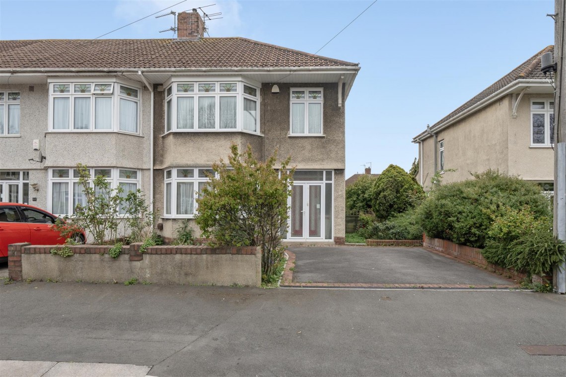 Images for Stoneleigh Crescent, Knowle