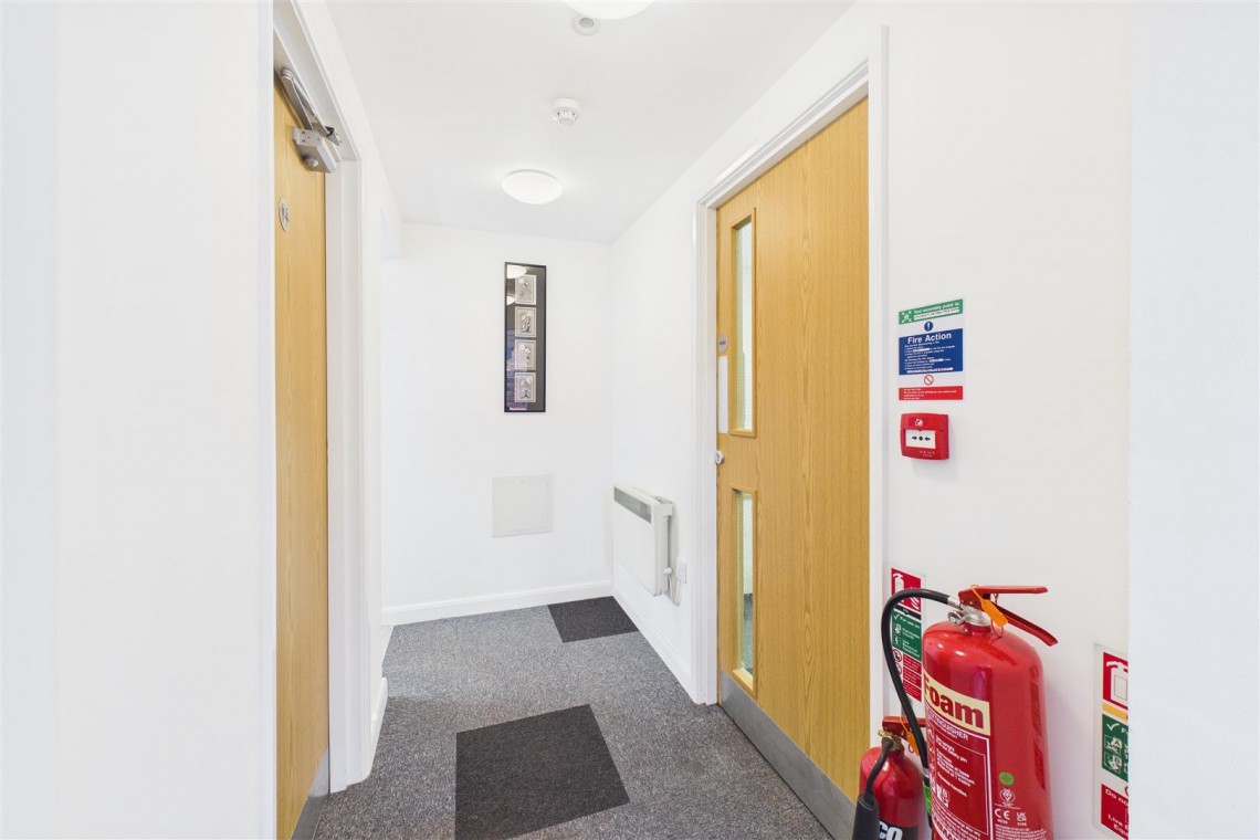 Images for FREEHOLD INVESTMENT | HR9