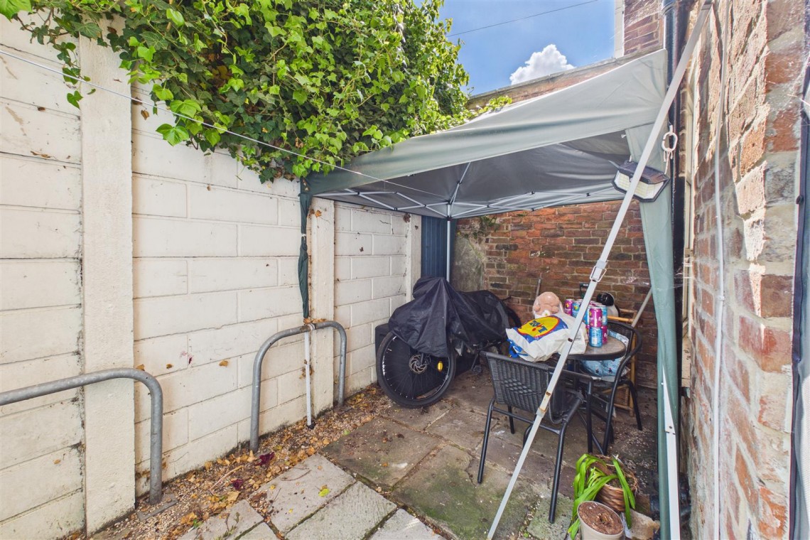 Images for BLOCK OF FLATS | TEWKESBURY