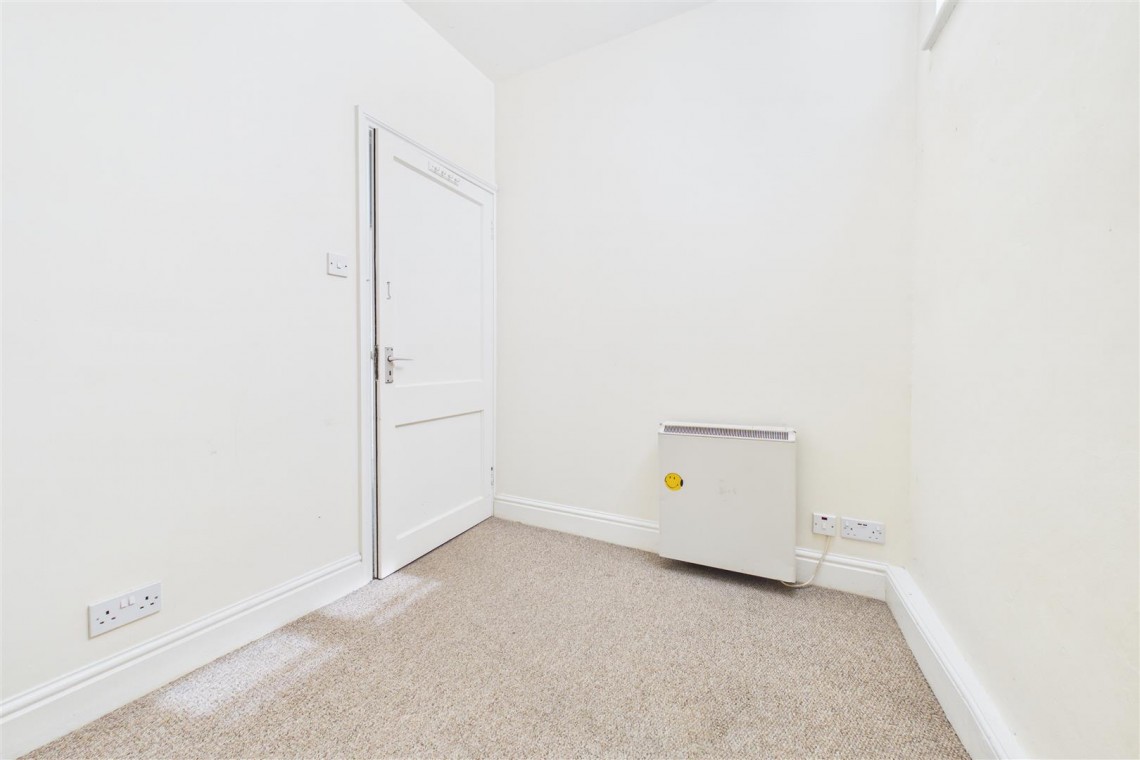 Images for BLOCK OF FLATS | TEWKESBURY