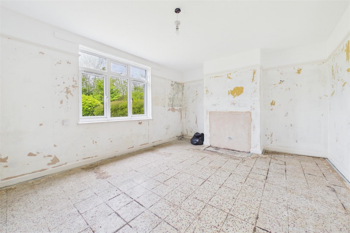 Images for 2 x HOUSES | 0.4 ACRE PLOT | GL12