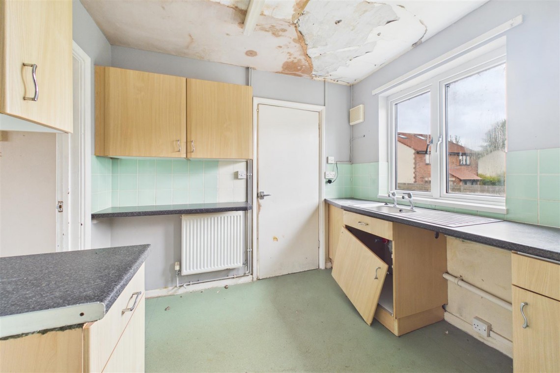 Images for 2 x HOUSES | 0.4 ACRE PLOT | GL12