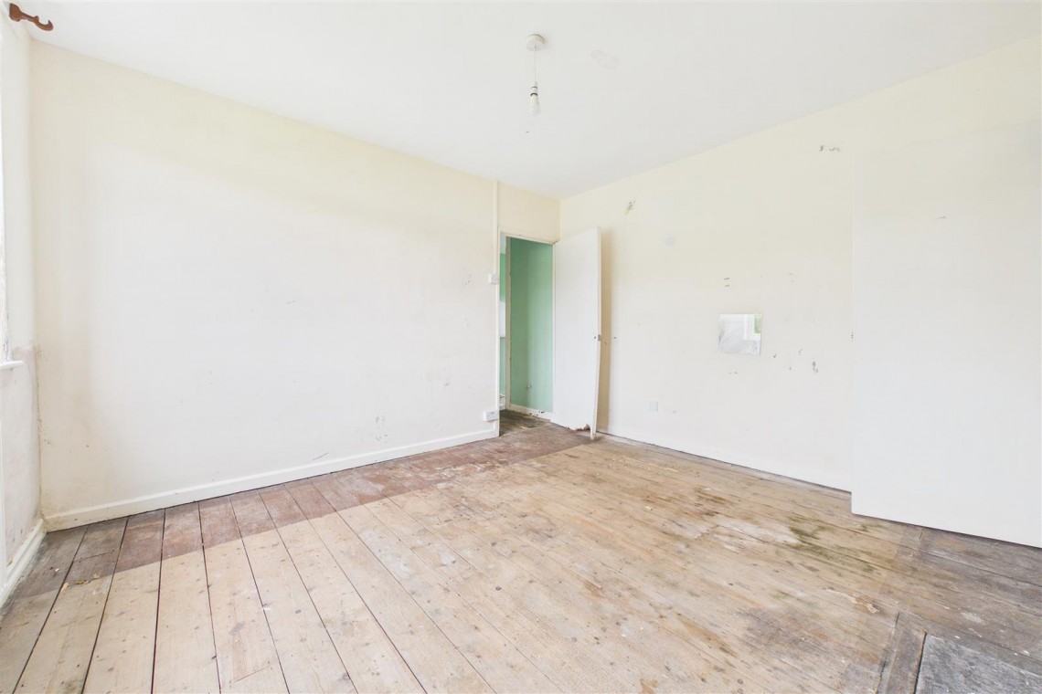 Images for 2 x HOUSES | 0.4 ACRE PLOT | GL12