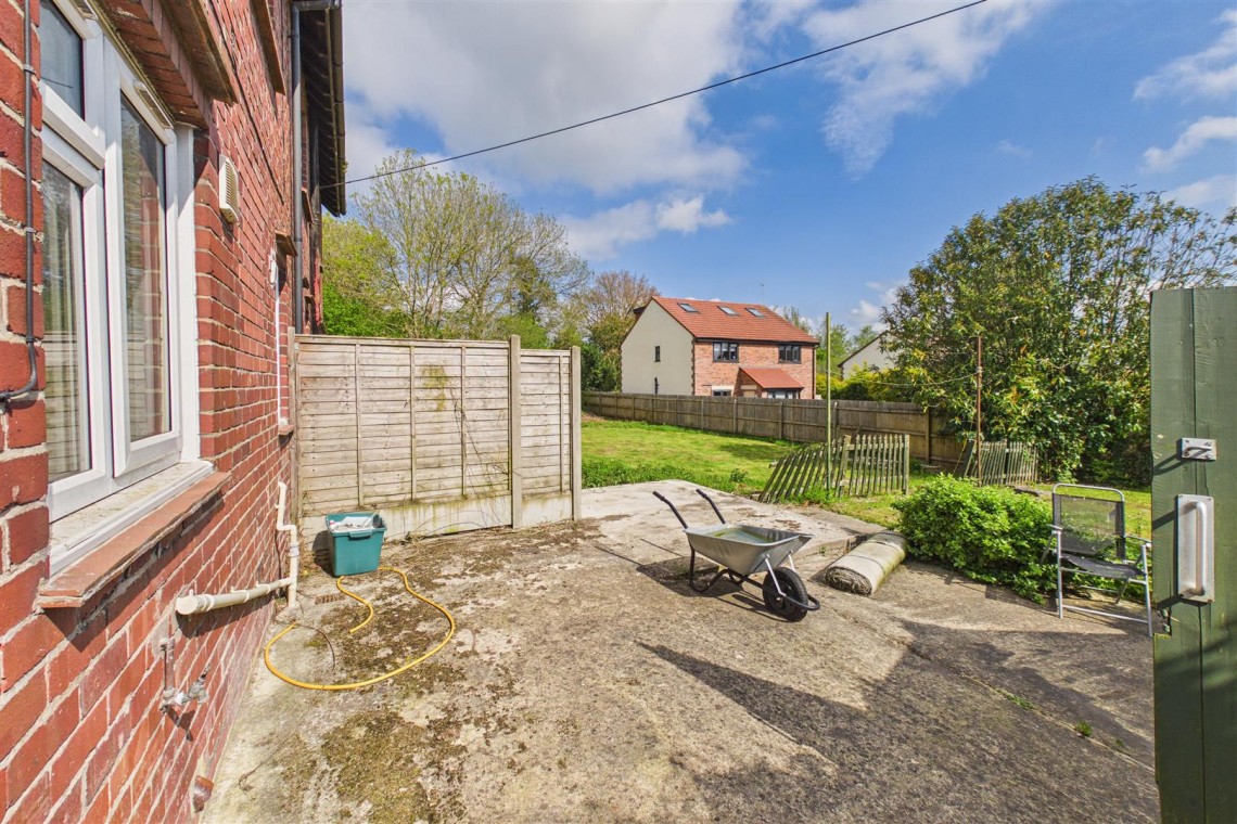 Images for 2 x HOUSES | 0.4 ACRE PLOT | GL12