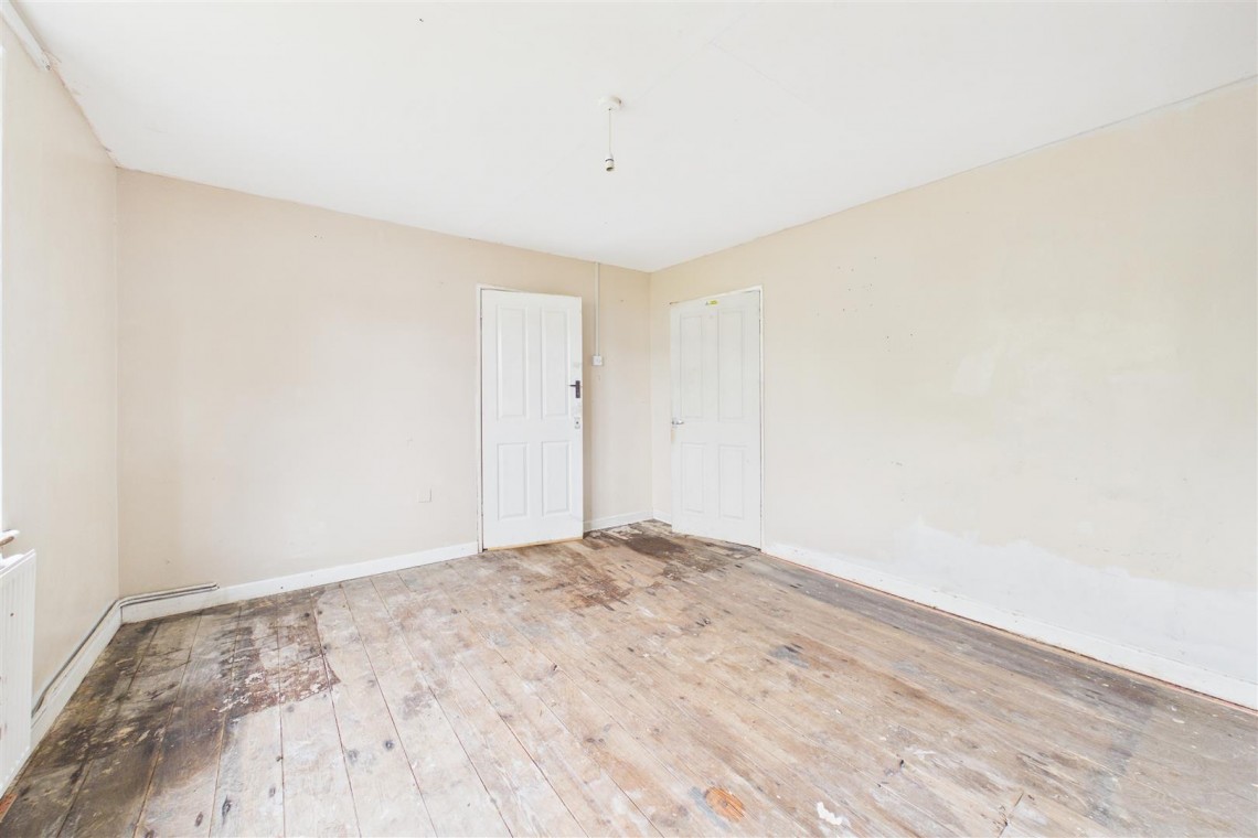 Images for 2 x HOUSES | 0.4 ACRE PLOT | GL12