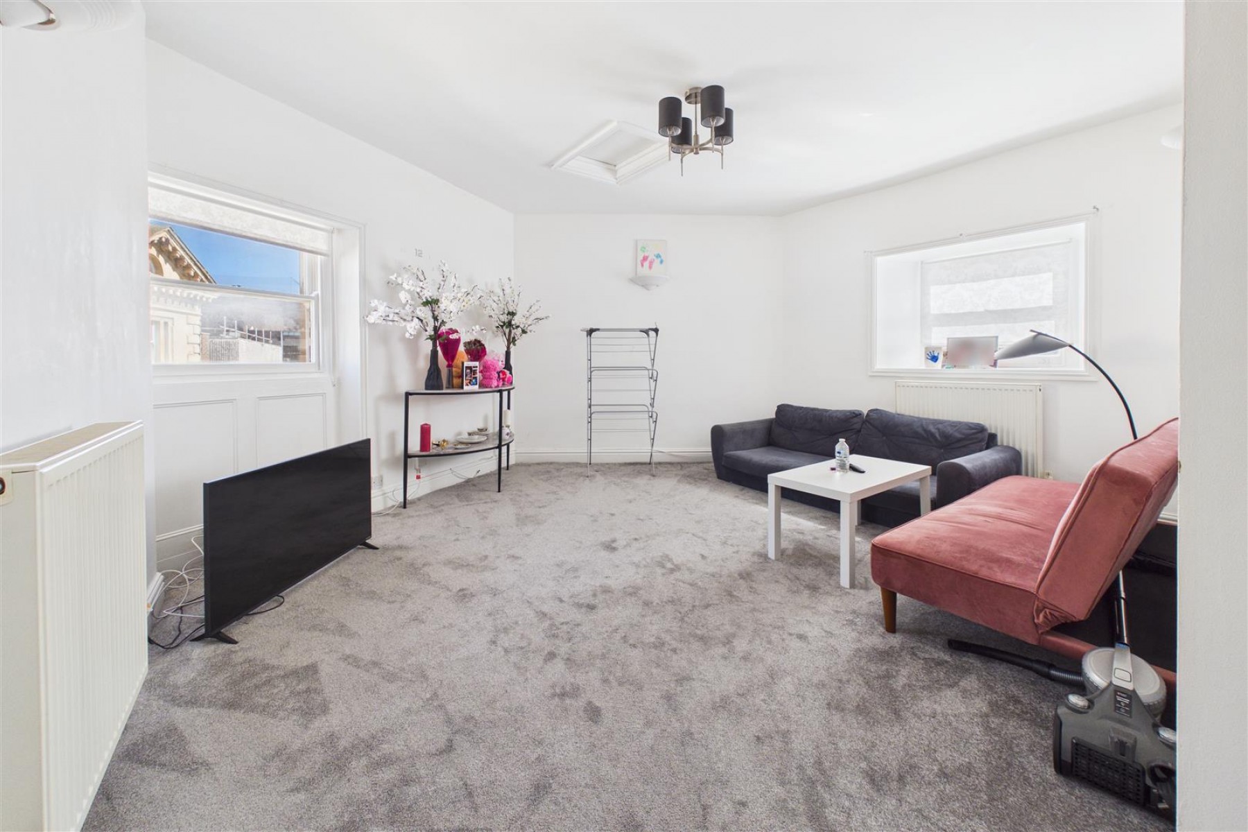 Images for FREEHOLD BLOCK OF 3 FLATS | GL1