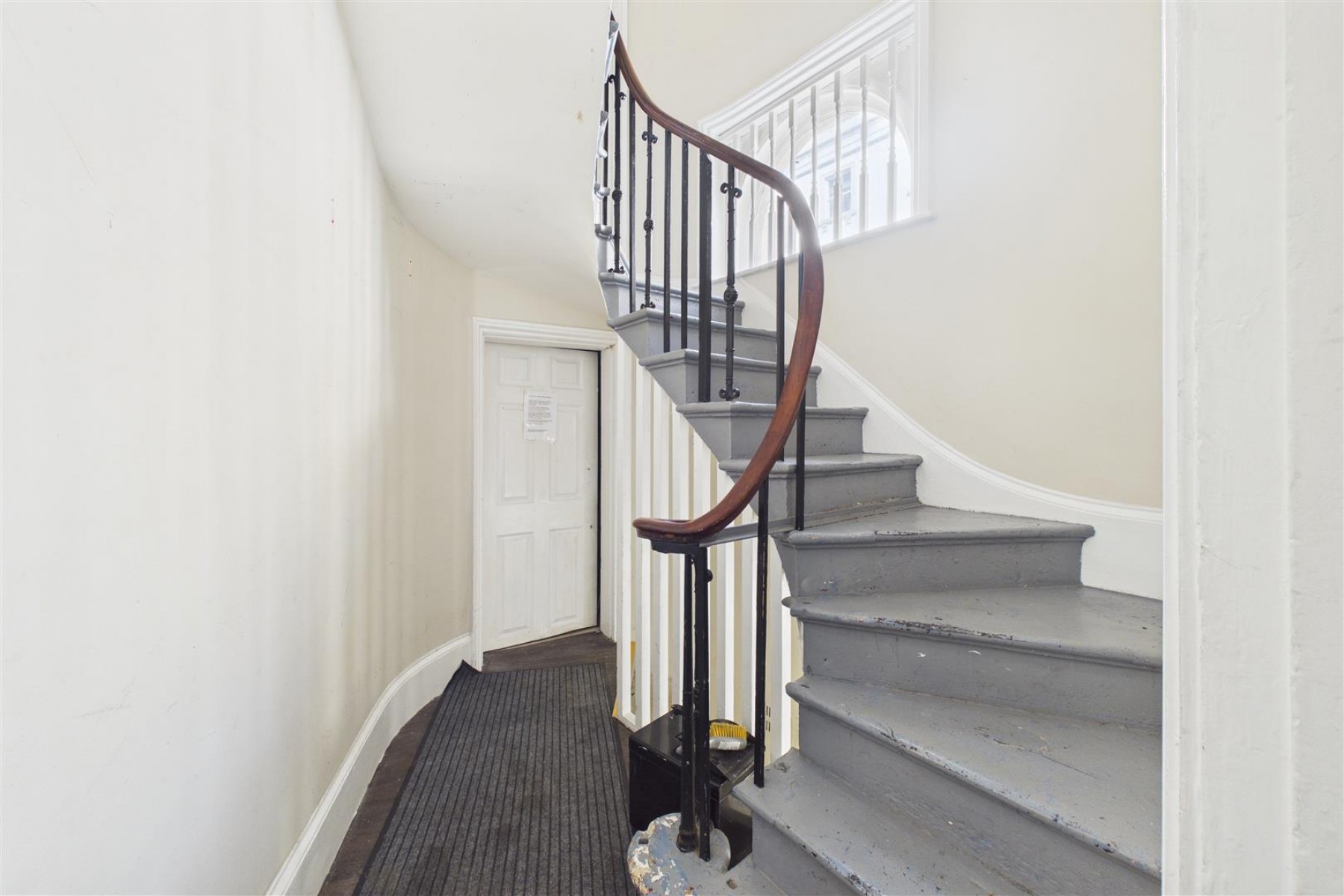 Images for FREEHOLD BLOCK OF 3 FLATS | GL1