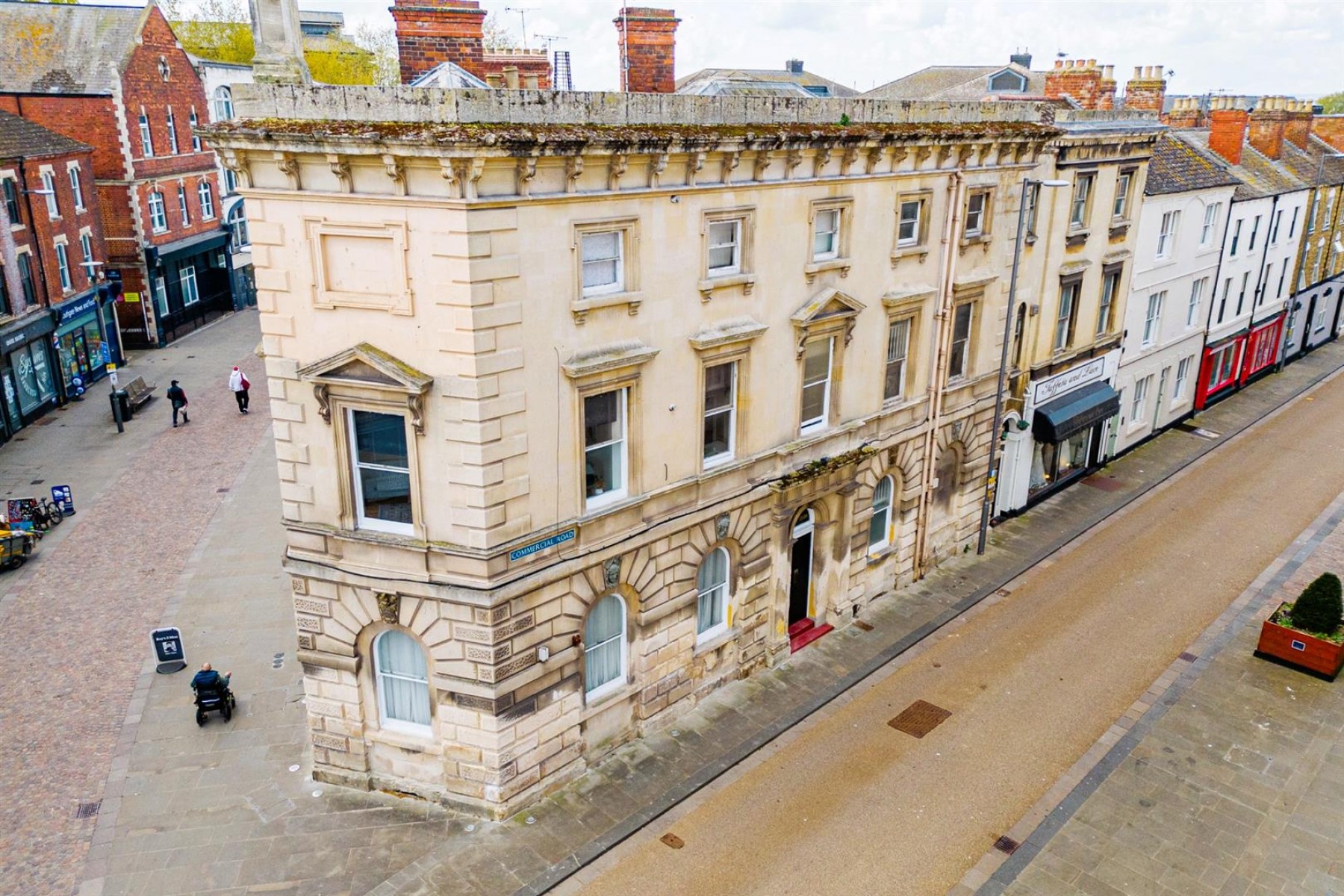 Images for FREEHOLD BLOCK OF 3 FLATS | GL1