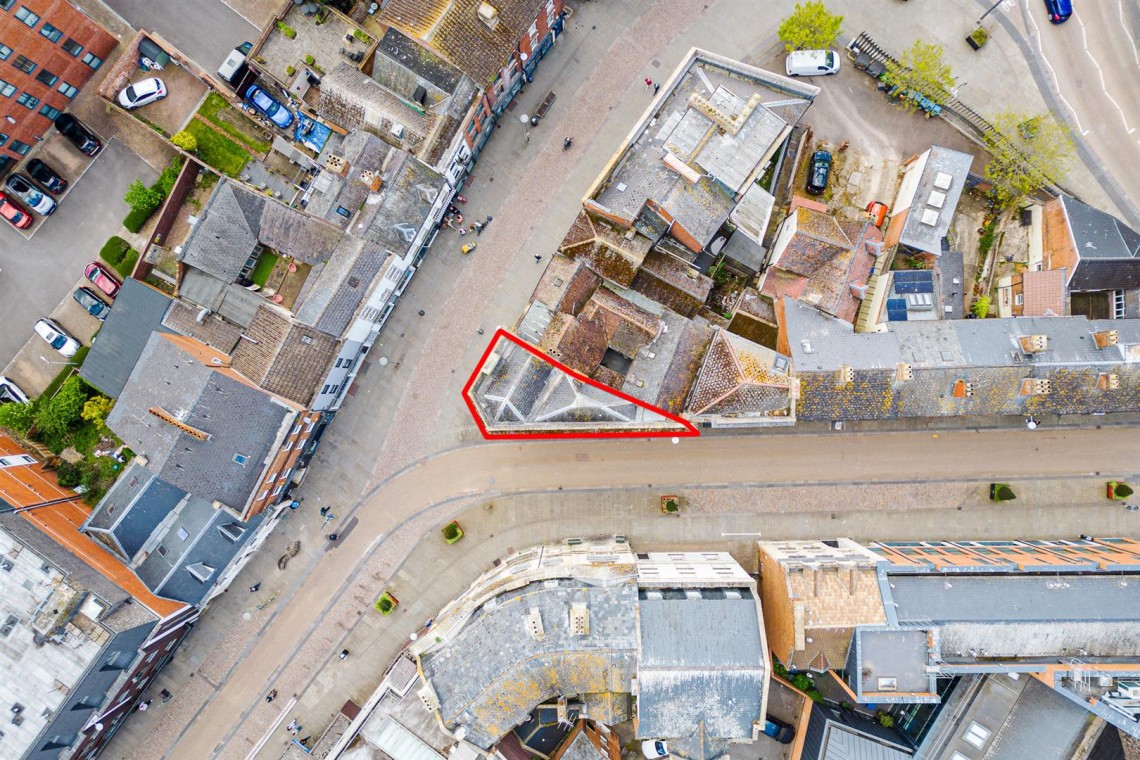 Images for FREEHOLD BLOCK OF 3 FLATS | GL1