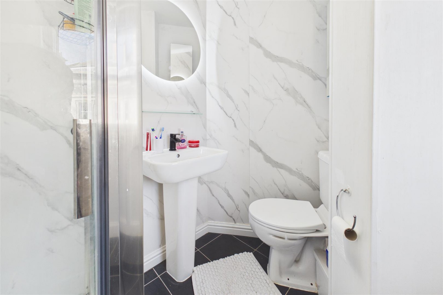 Images for FREEHOLD BLOCK OF 3 FLATS | GL1