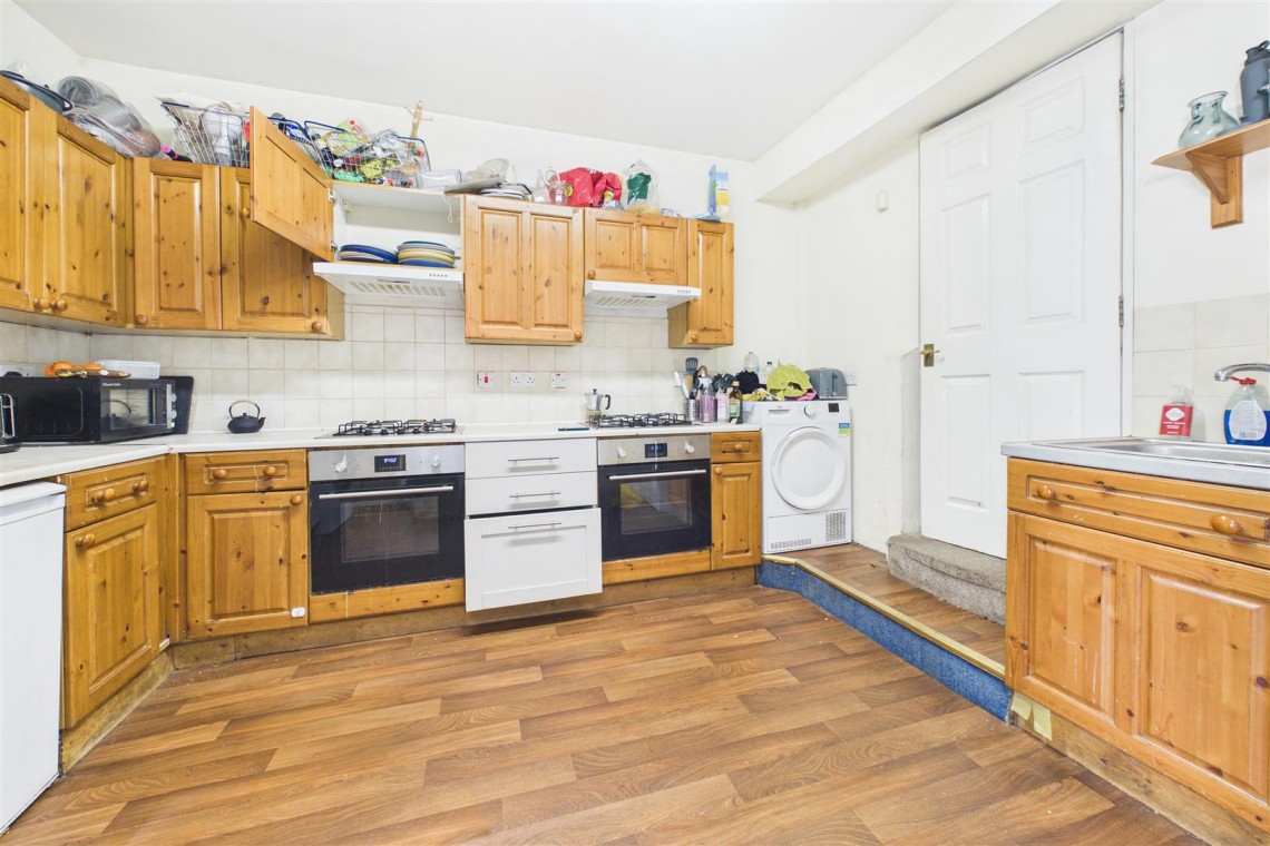Images for 8 BED HMO | £72K PA | HORFIELD