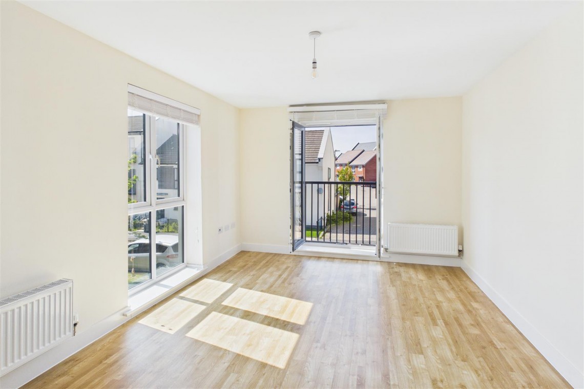 Images for 2 BED / 2 BATH FLAT | PATCHWAY