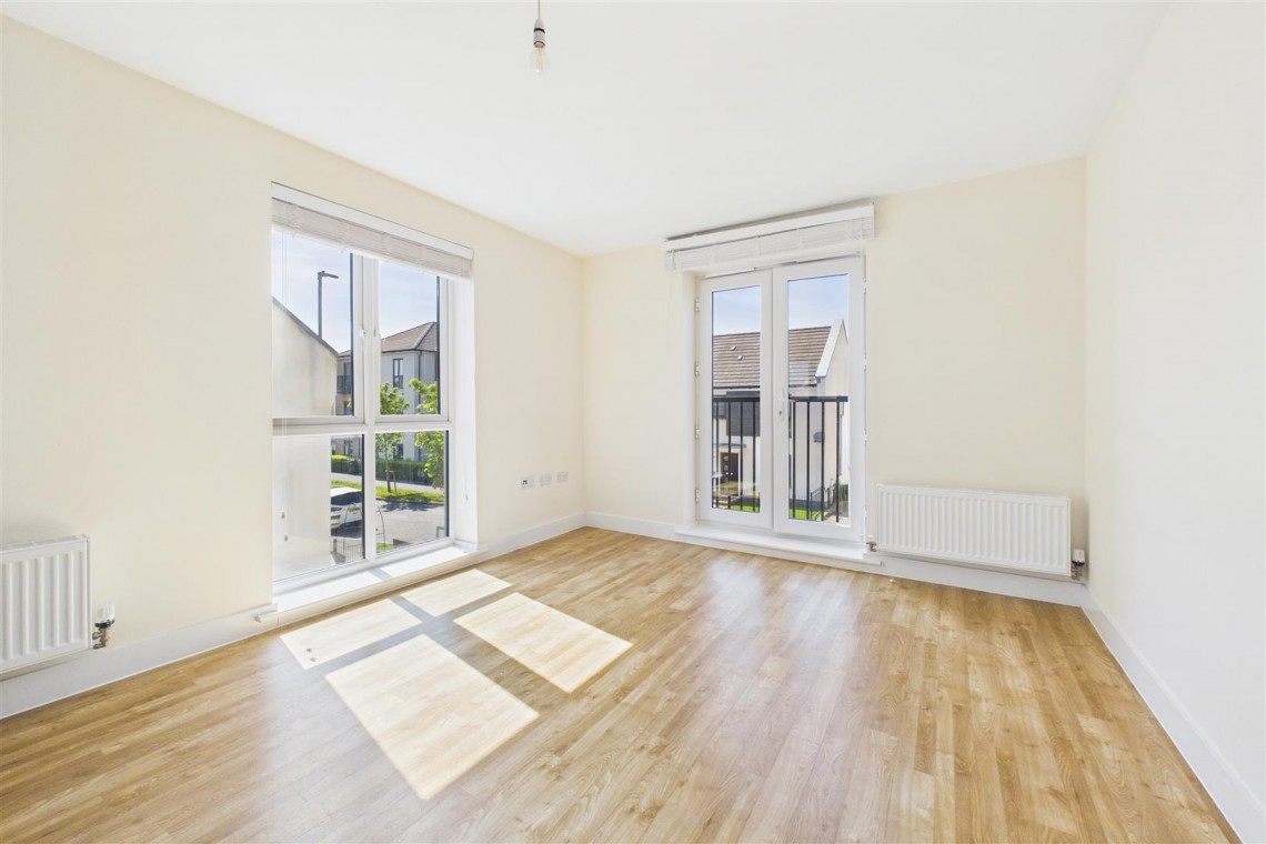 Images for 2 BED / 2 BATH FLAT | PATCHWAY