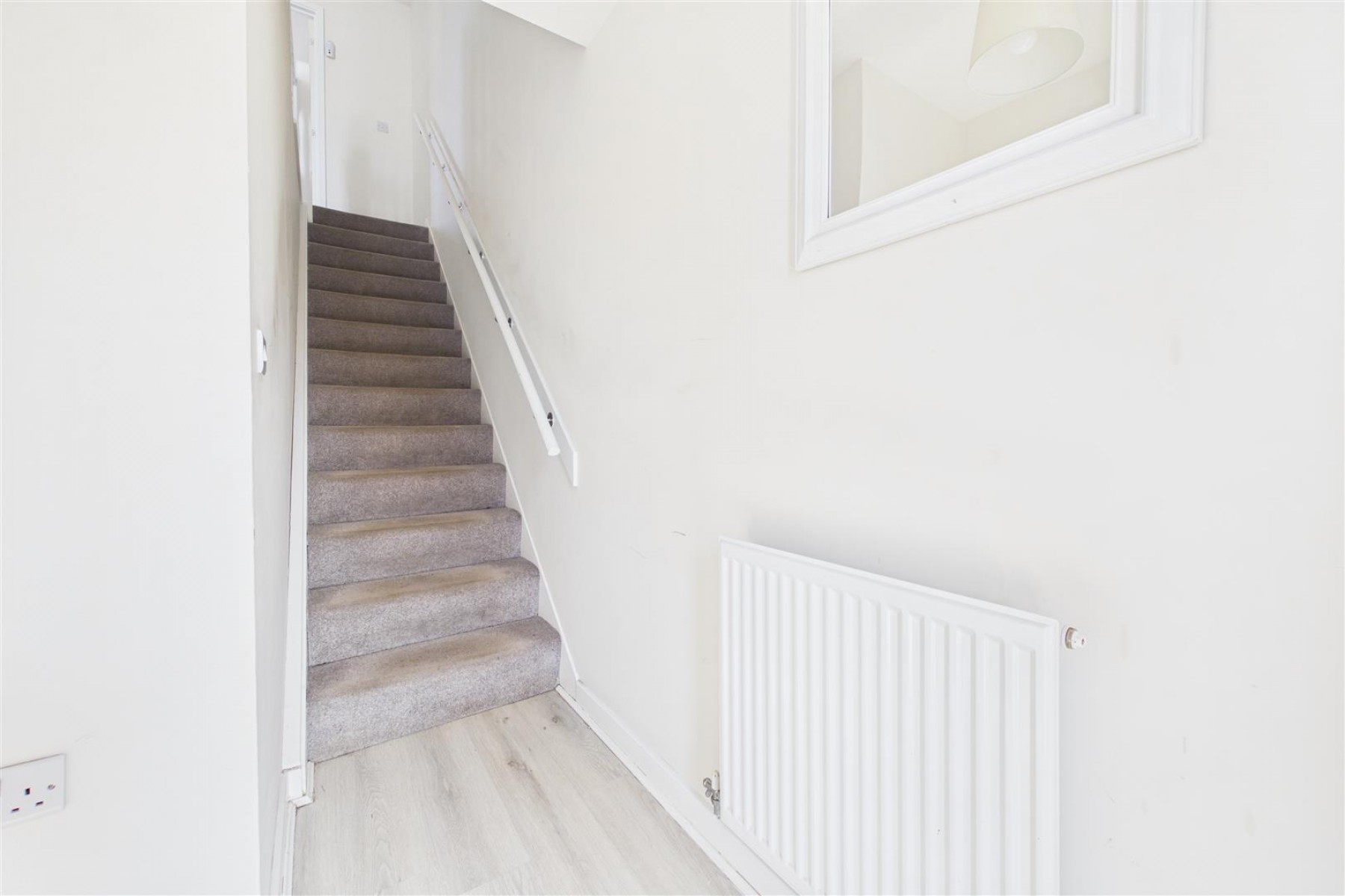 Images for MODERN TOWNHOUSE | BS13