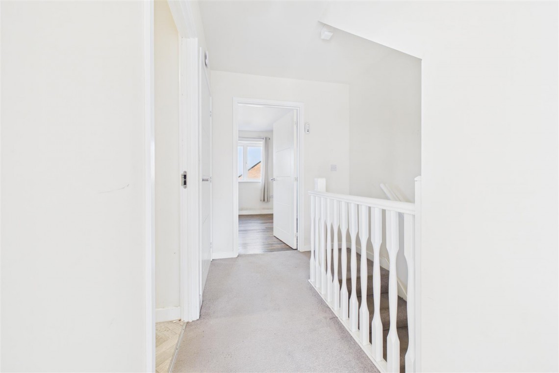 Images for MODERN TOWNHOUSE | BS13