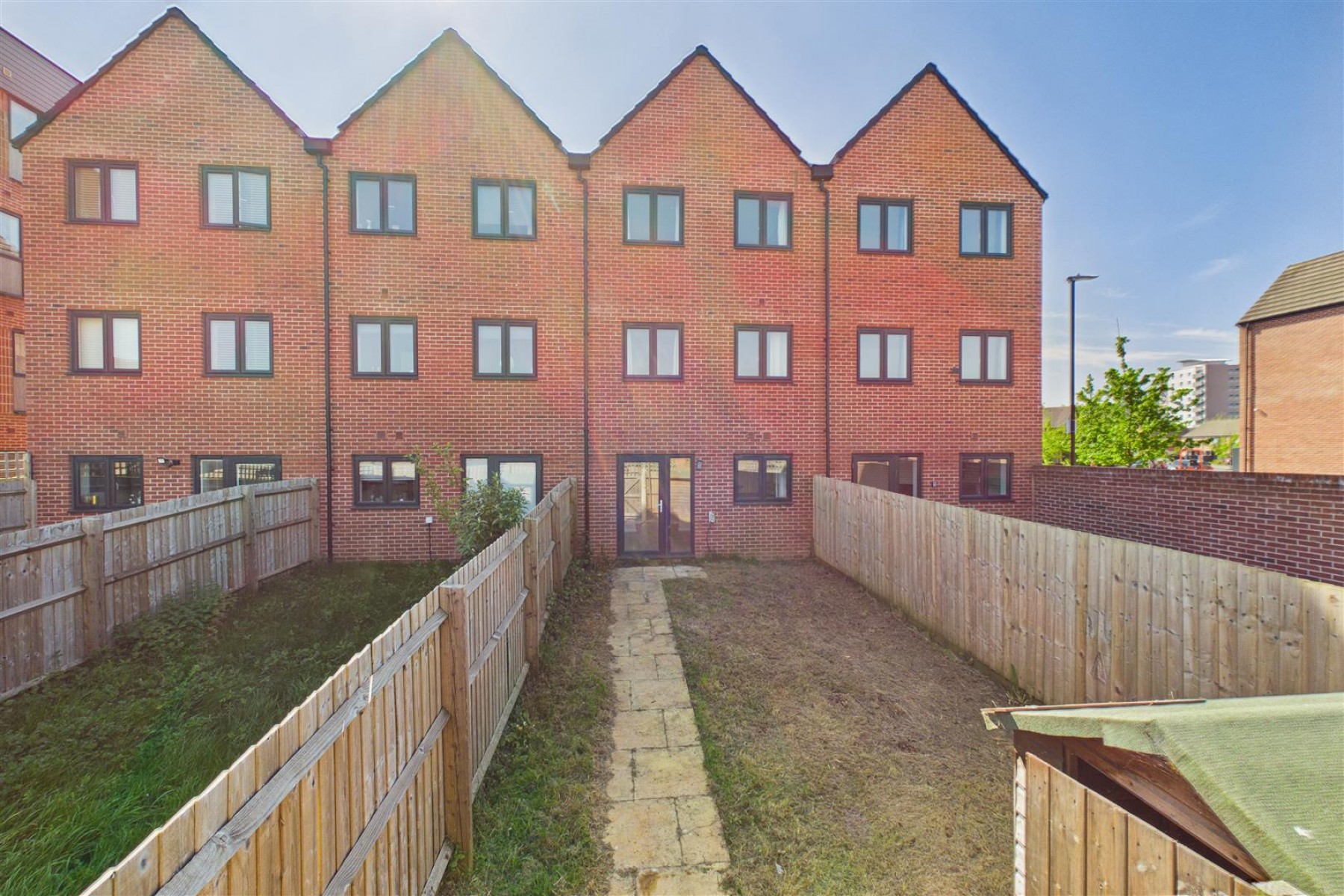 Images for MODERN TOWNHOUSE | BS13