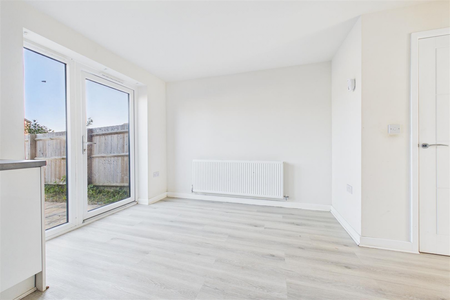 Images for MODERN TOWNHOUSE | BS13