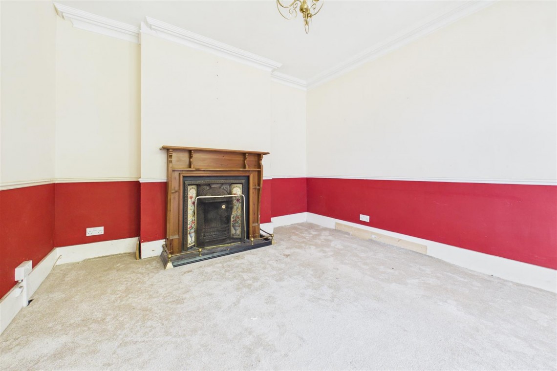 Images for 2 X HOUSES | LARGE PLOT | BS30