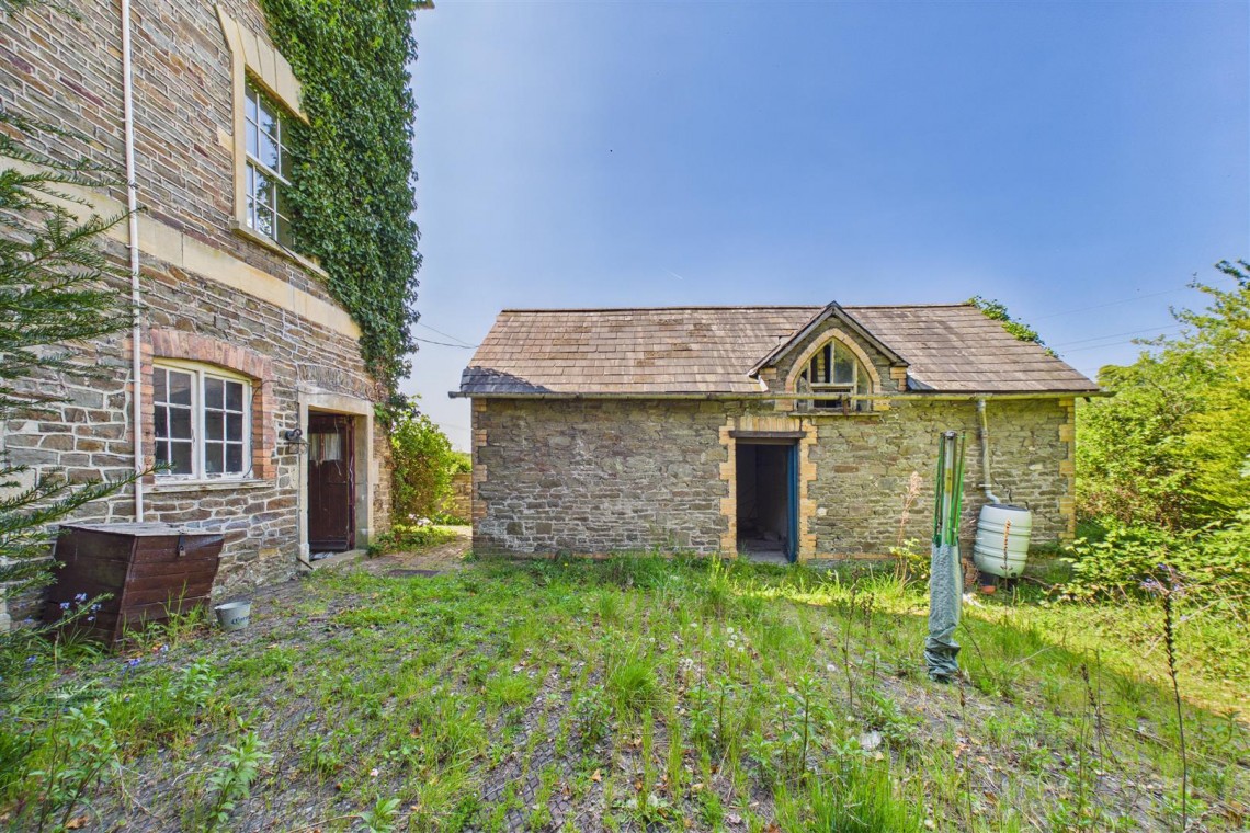 Images for 2 X HOUSES | LARGE PLOT | BS30