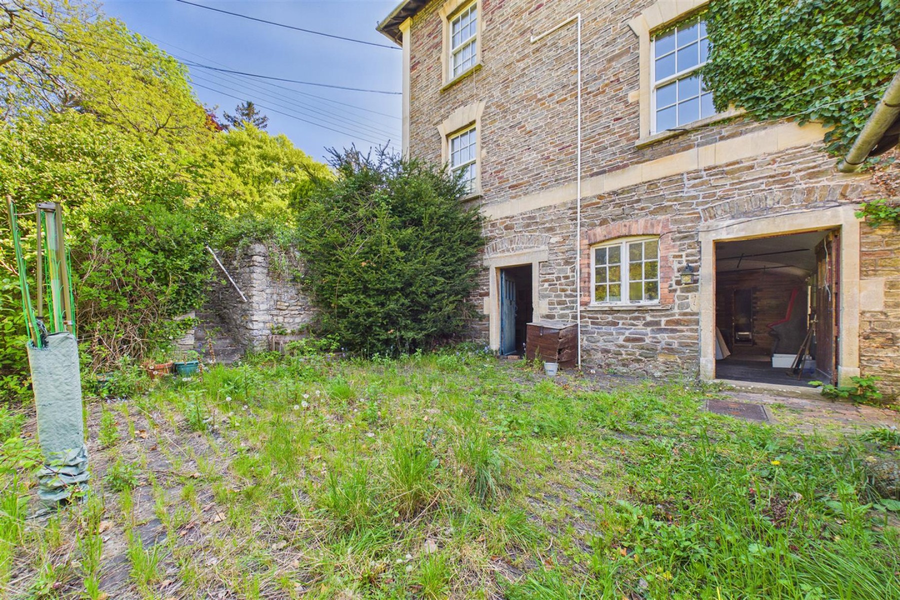 Images for 2 X HOUSES | LARGE PLOT | BS30