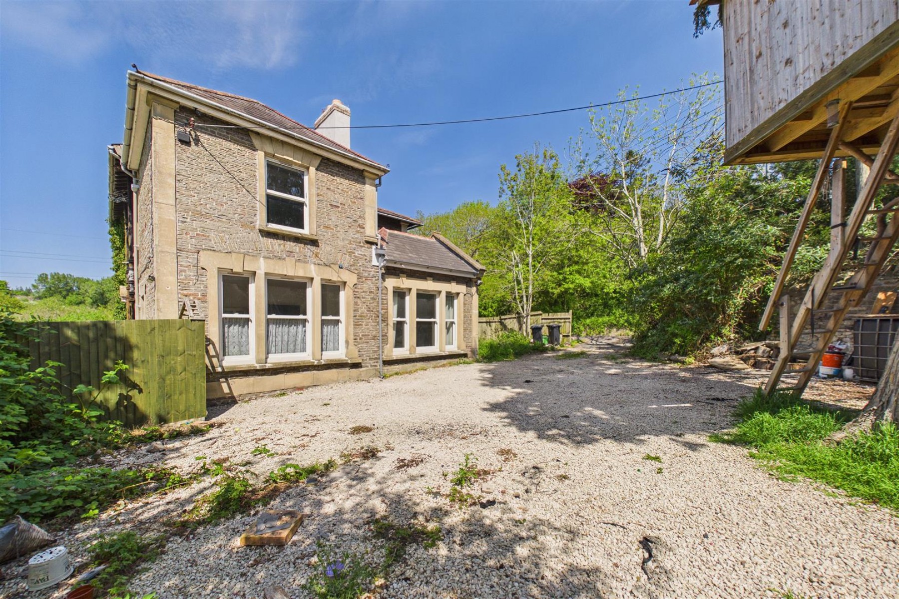 Images for 2 X HOUSES | LARGE PLOT | BS30