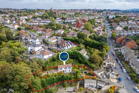 DEVELOPMENT & REFURB | BS5