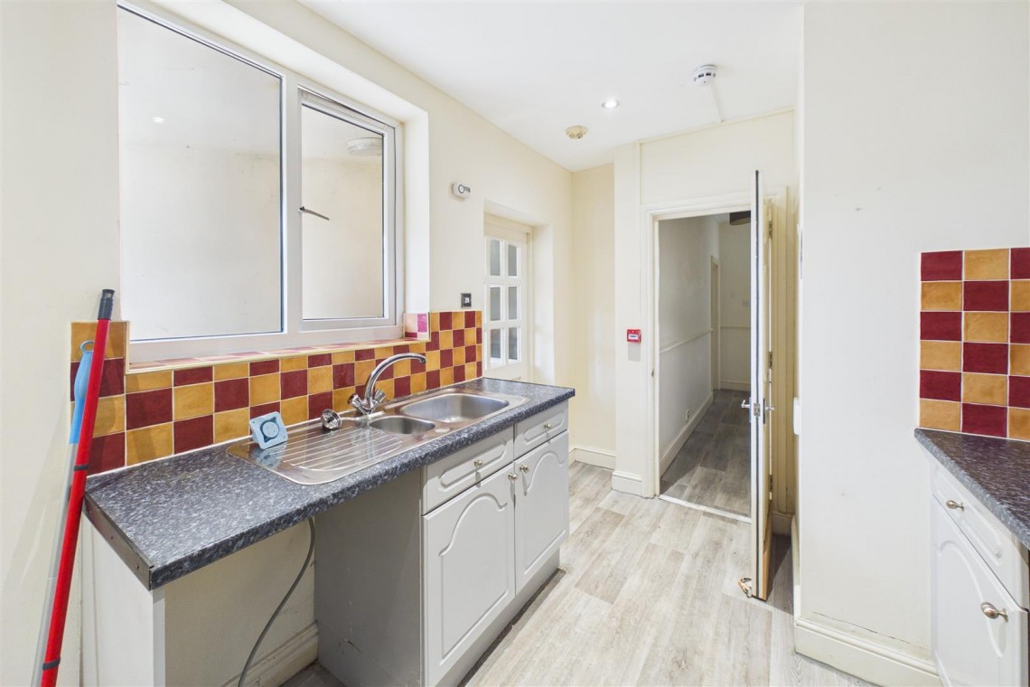 Images for HMO / FAMILY HOME | BATH