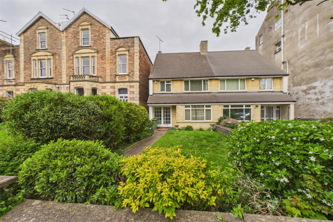 Images for HOUSE | BASIC UPDATING | CLIFTON