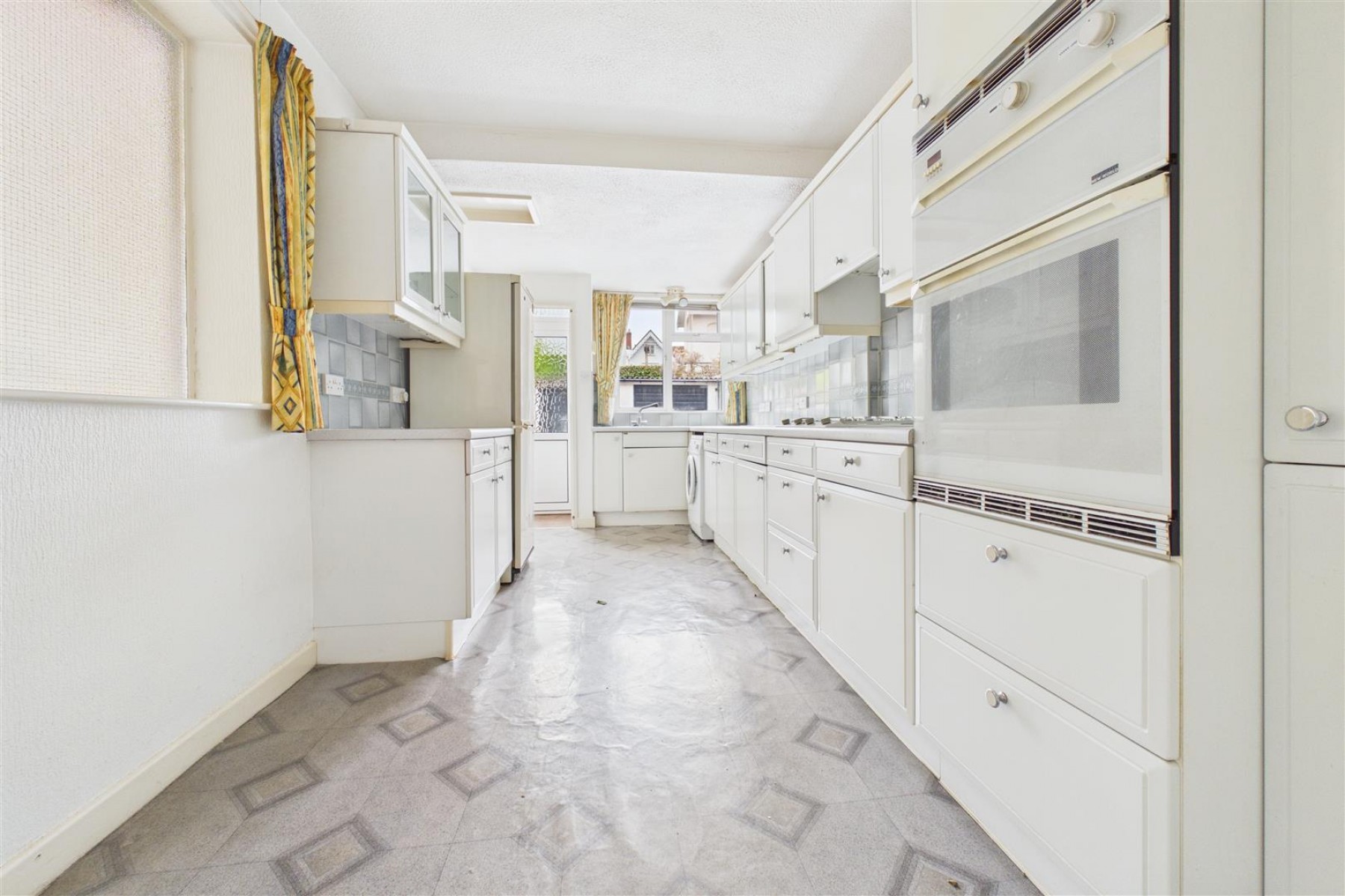 Images for HOUSE | BASIC UPDATING | CLIFTON