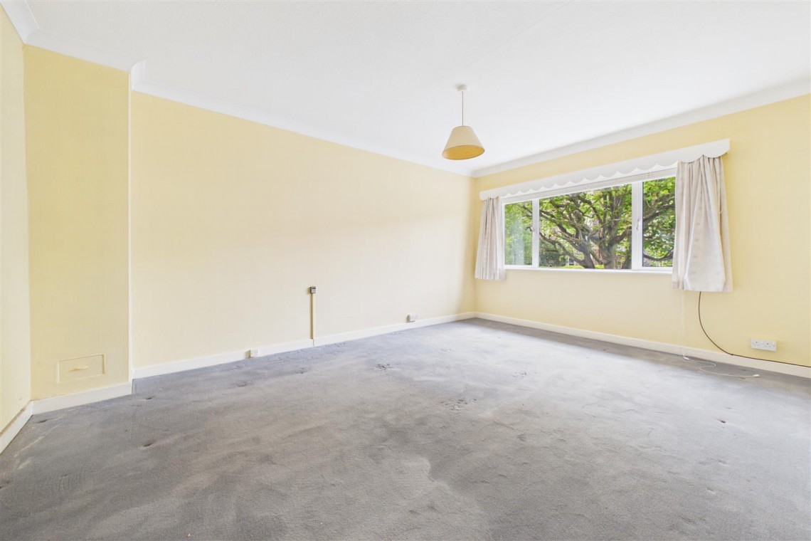 Images for HOUSE | BASIC UPDATING | CLIFTON