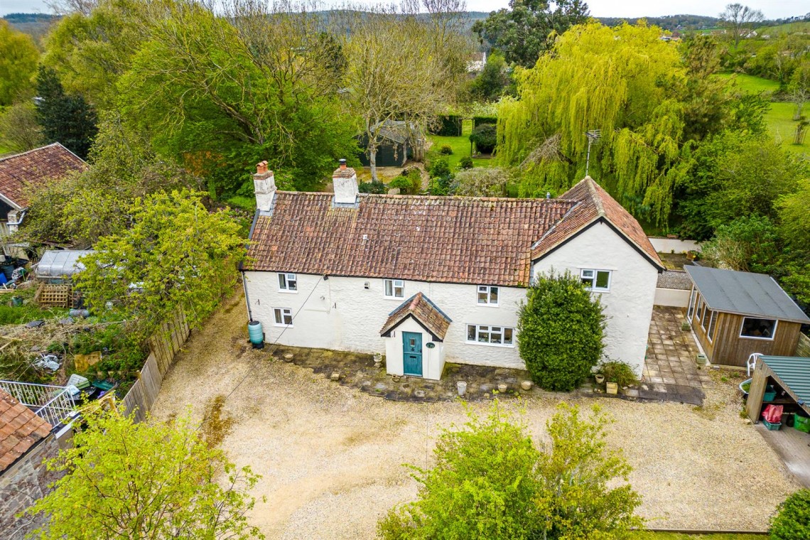 Images for HOUSE WITH POTENTIAL | BS49