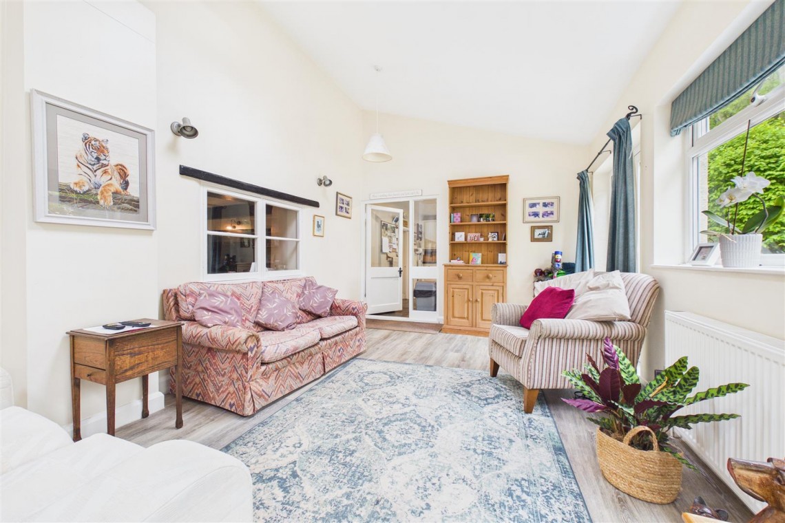 Images for HOUSE WITH POTENTIAL | BS49