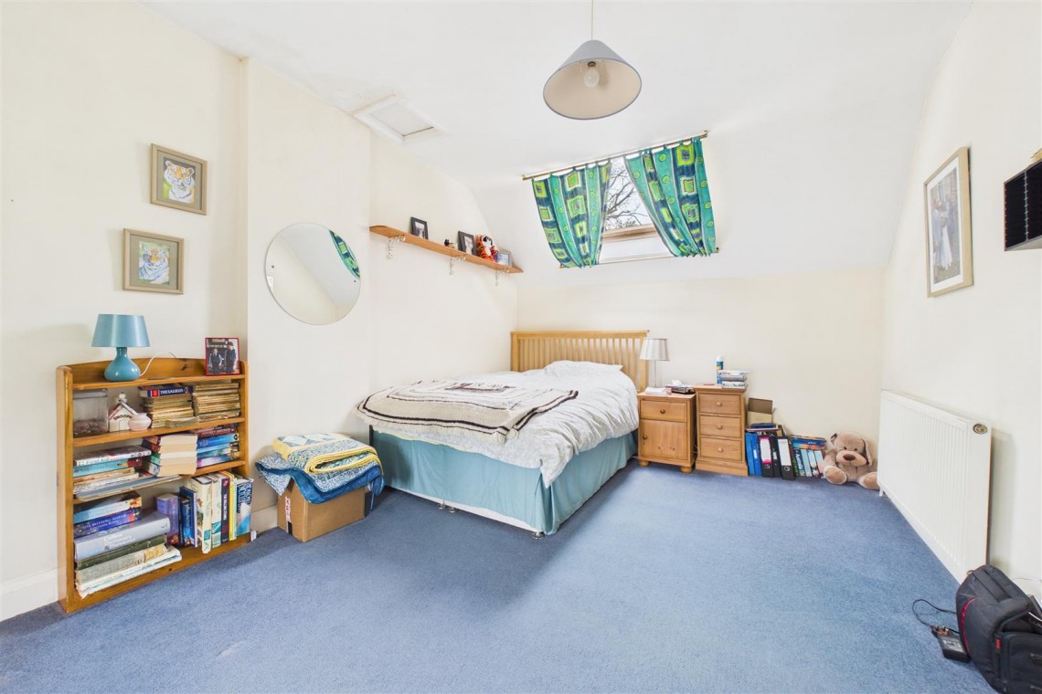 Images for HOUSE WITH POTENTIAL | BS49