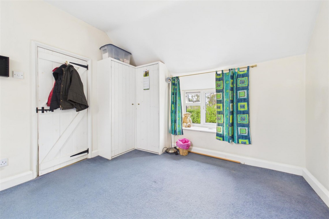 Images for HOUSE WITH POTENTIAL | BS49