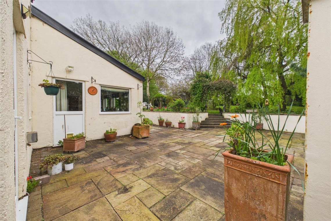 Images for HOUSE WITH POTENTIAL | BS49
