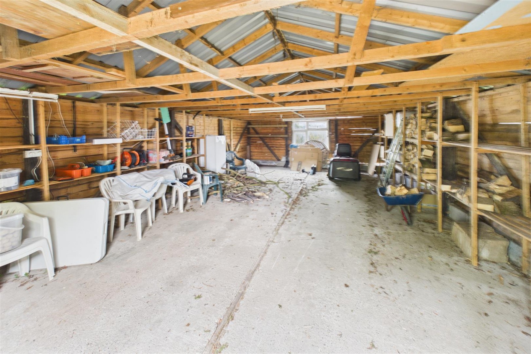 Images for HOUSE WITH POTENTIAL | BS49