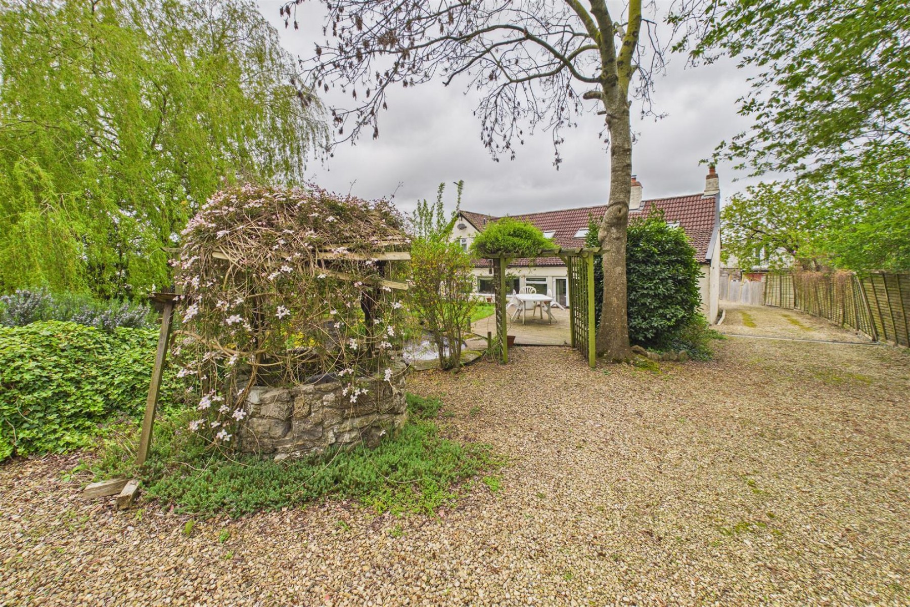 Images for HOUSE WITH POTENTIAL | BS49