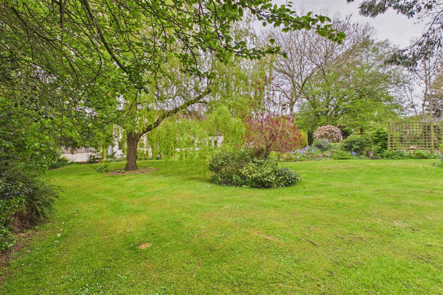 Images for HOUSE WITH POTENTIAL | BS49