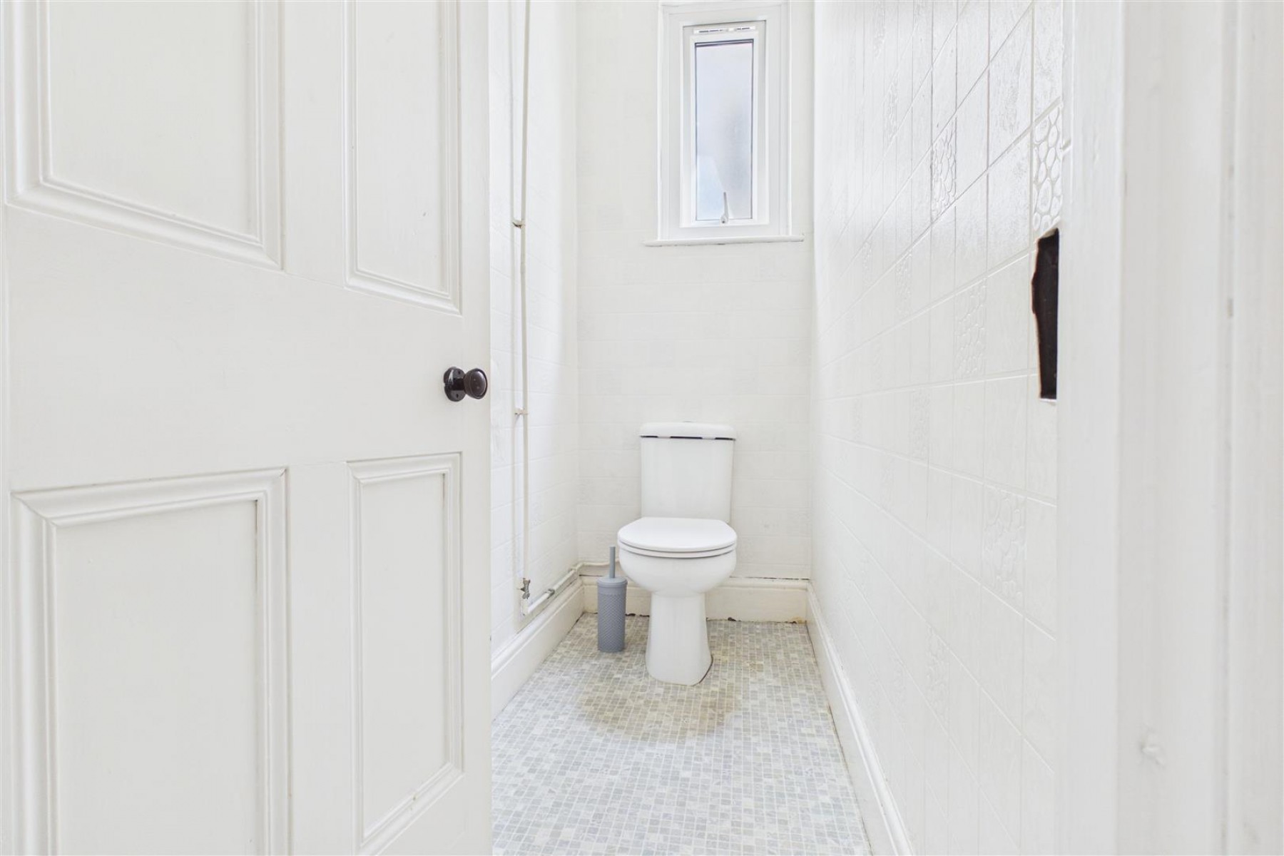 Images for 3 X FLATS | FAMILY HOME | REDLAND