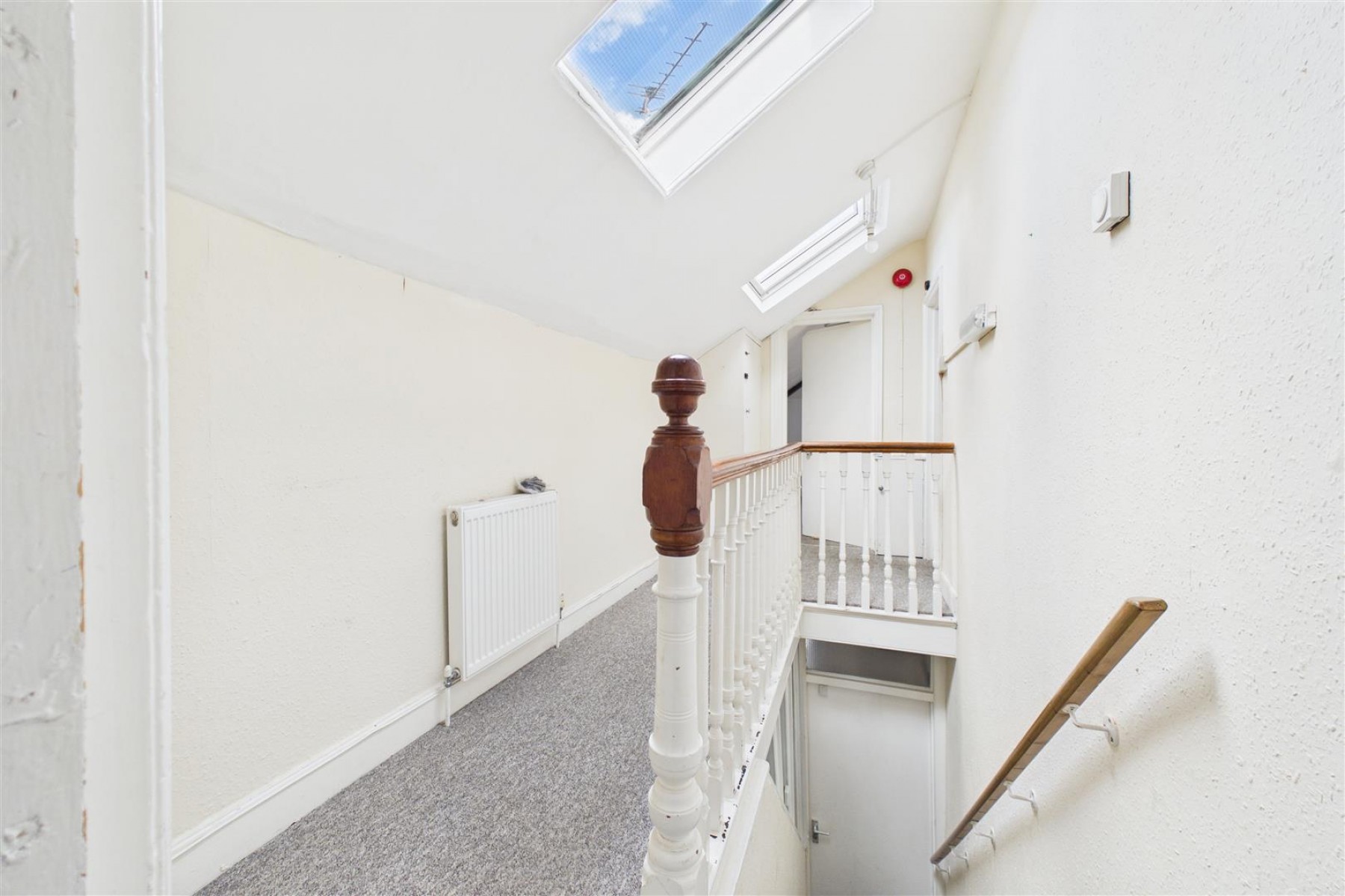 Images for 3 X FLATS | FAMILY HOME | REDLAND